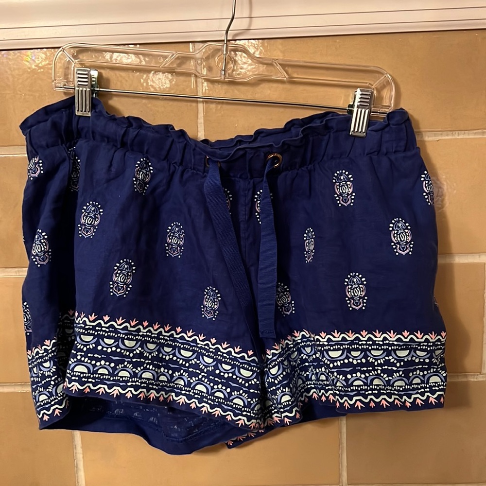 Lilly Pulitzer Navy and White Patterned Jean Shorts